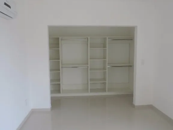 Imagem Casa com 3 Quartos para Alugar, 300 m² em Parque das Palmeiras - Angra dos Reis