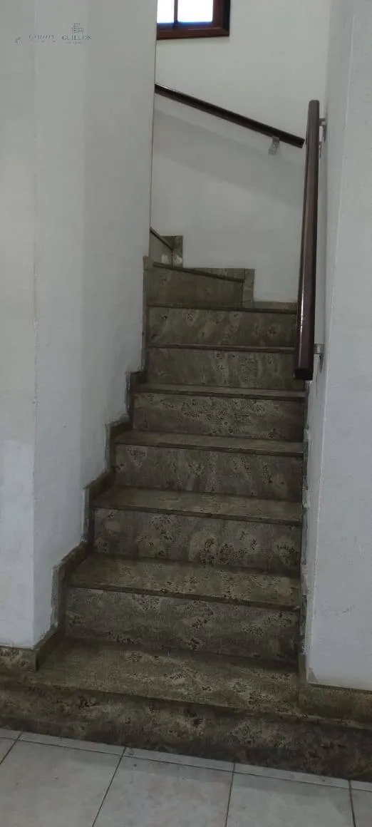 Imagem Aluga-se Sobrado no Bairro Bela Vista