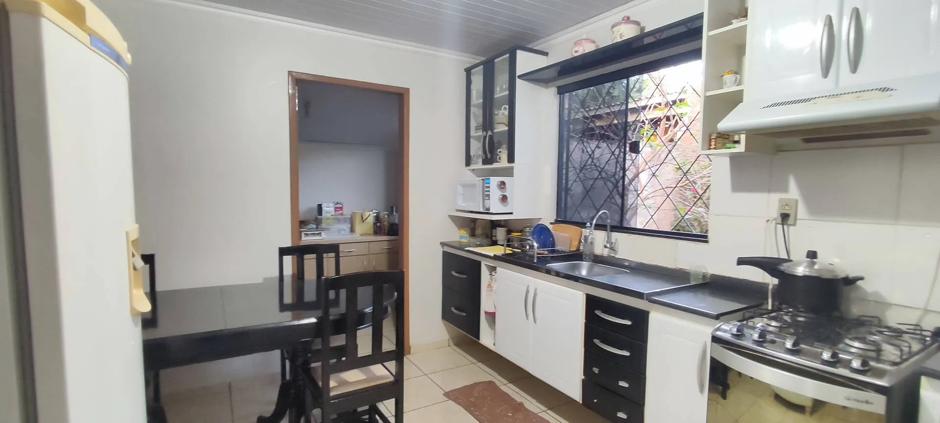Imagem Casa à venda em Santos Dumont, Cascavel - 130m² - Churrasqueira e Closet