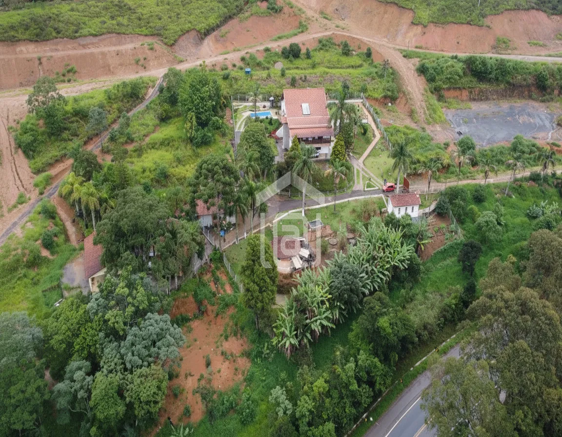 Imagem Chácara 670 m² à venda em Morada dos Pássaros, Poços de Caldas