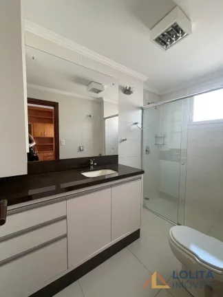 Imagem Apartamento à Venda na Beira Mar - 4 quartos e 2 vagas de garagem