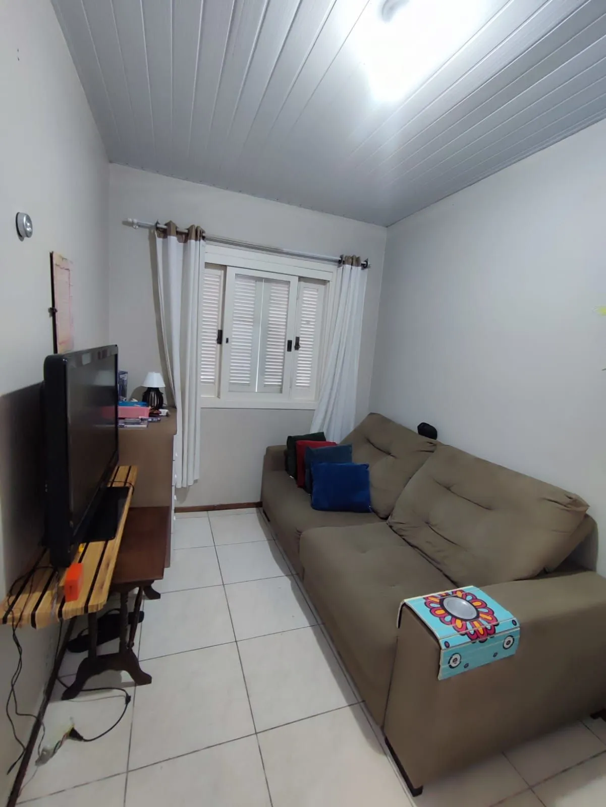 Imagem Casa no bairro Hípica - 2 dormitórios