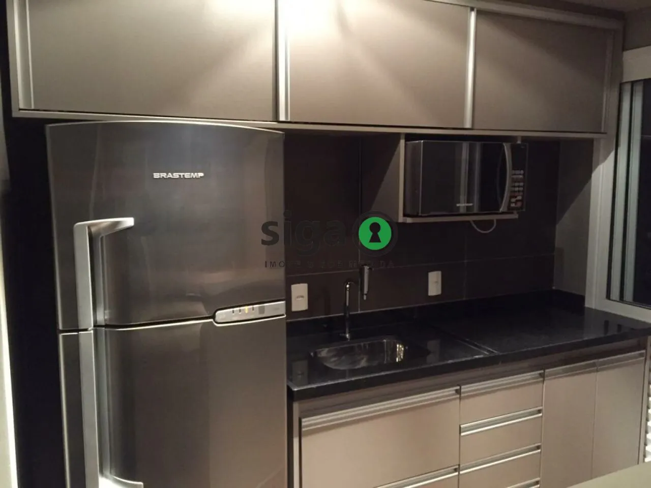 Imagem Duplex equipado e decorado com 89m2, 1 suite, lavabo, cozinha planejada, lavanderia e 1 vaga garagem