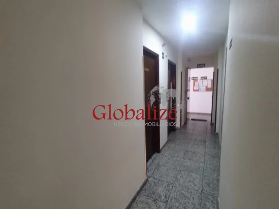 Imagem Sala living muito espaçosa e reformada em andar alto no bairro do José Menino em Santos (SP) por R$.285.000,00 !