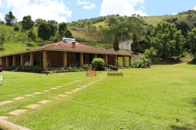 Imagem Sítio com 19 dormitórios (Oportunidade de Investimento) à venda, 87000 m² por R$ 3.700.000 - Bairro Moinho - Itapeva/MG