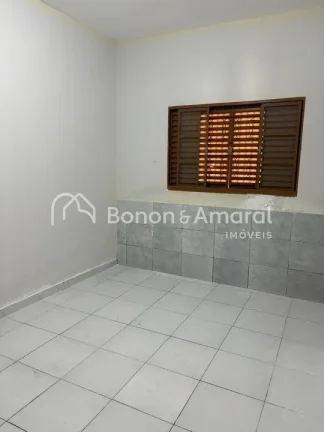 Imagem Casa disponível para locação em Campinas, ideal para quem busca praticidade e qualidade de vida. ...