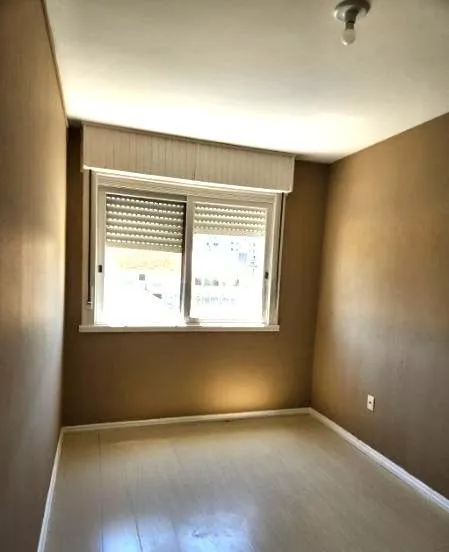 Imagem Apartamento no Menino Deus de 2 dormitórios DESOCUPADO