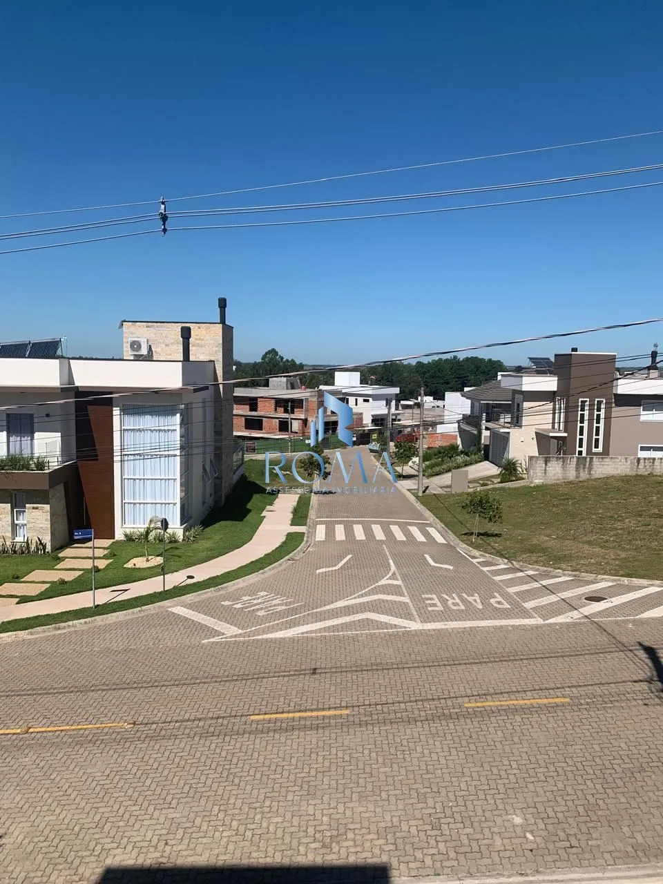 Foto do imóvel Espetacular Casa no Condomínio Real Park com 3 Suítes.