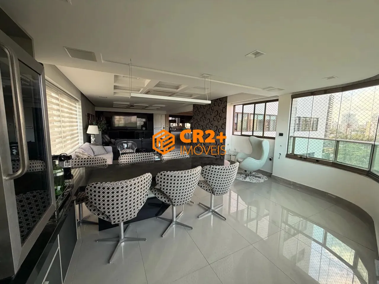 Imagem APARTAMENTO DE ALTO PADRÃO À VENDA - 220 m², 4 SUÍTES E 3 VAGAS - TORRE, RECIFE/
