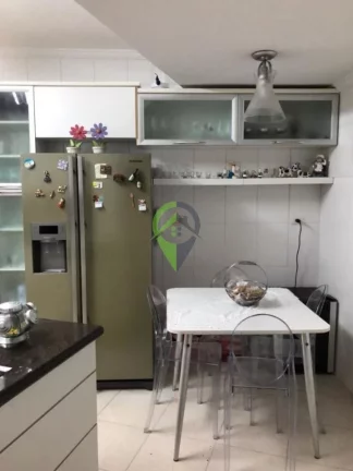 Imagem 4 DORMS E PORTEIRA FECHADA NO CORAÇAO DO GONZAGA - Santos-SP!!