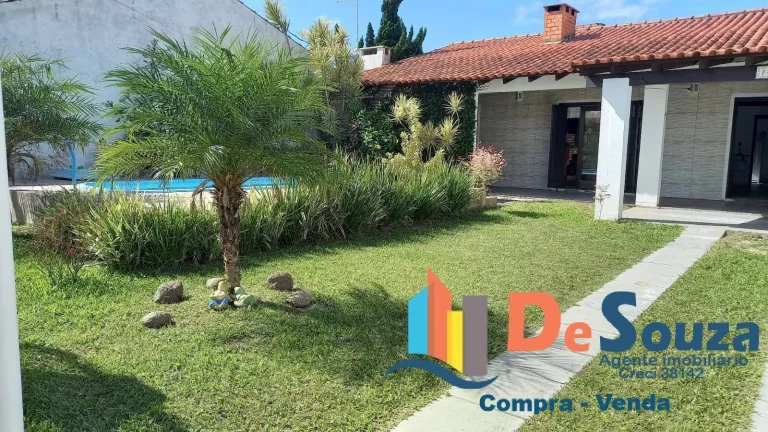 Imagem Imóvel com piscina conforto e lazer, na praia!!