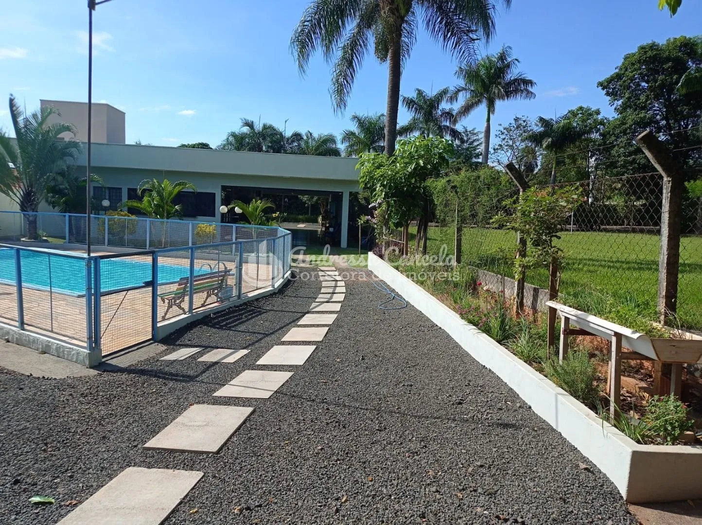 Imagem Chácara com 3 dormitórios à venda, 1000 m² por R$ 800.000,00 - Estância Bortoluzzo - Cedral/SP