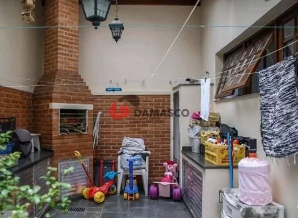 Imagem Sobrado à venda 3 Quartos, 3 Suites, 4 Vagas, 245M², Cerâmica, São Caetano do Sul - SP