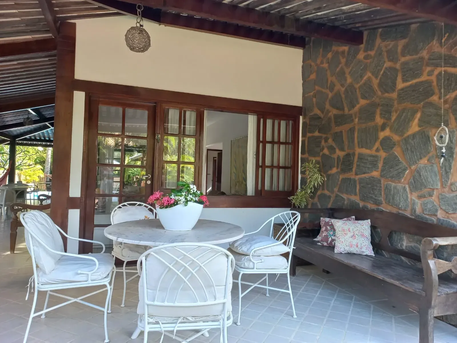 Imagem Casa com 4 Quartos para Alugar ou Temporada, 350 m² em Praia do Forte - Mata de São João