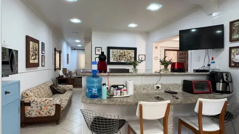 Imagem Casa Aconchegante com Quintal Gourmet em Rua Tranquila!