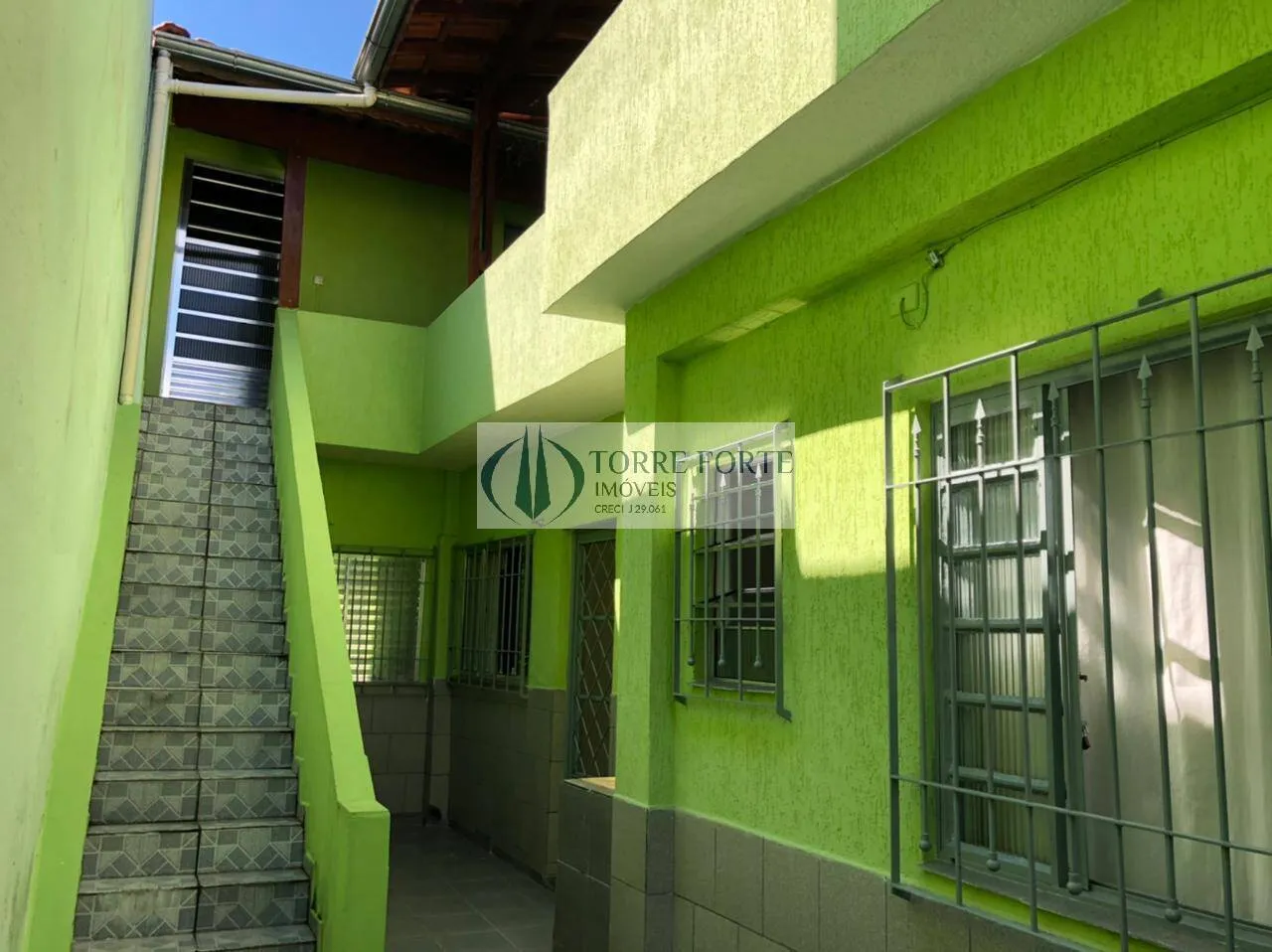 Imagem Casa térrea, 2 quartos, 2 vagas, na Vila Diva