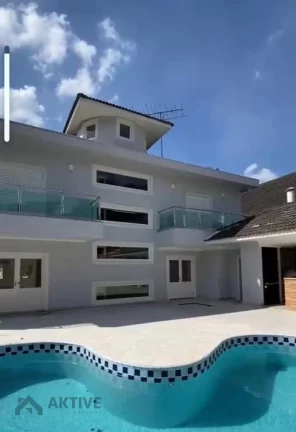 Imagem Casa de Condomínio em Aldeia da Serra - Barueri