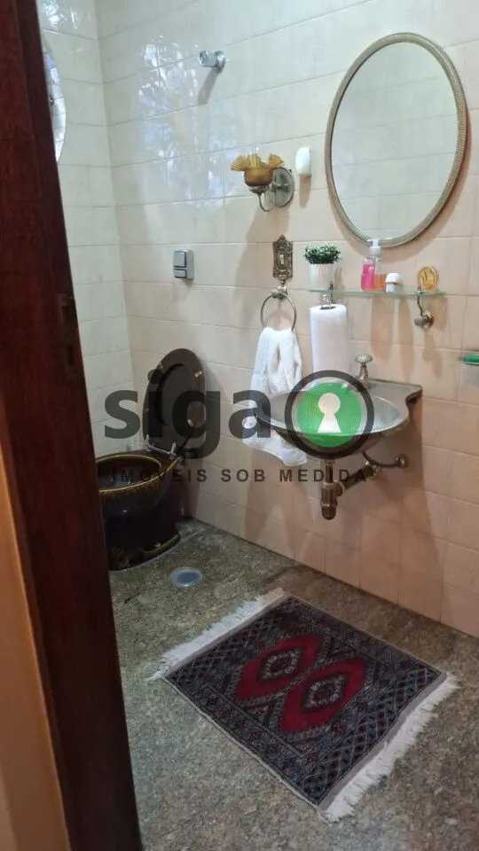 Imagem CASA IMPONENTE À VENDA NO BROOKLIN | 500 M² DE TERRENO | PISCINA
