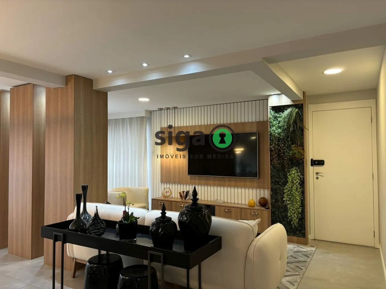 Imagem Apartamento no Campo Belo - 3 Suítes, 147 m², Mobiliado e com Acabamentos de Alto Padrão