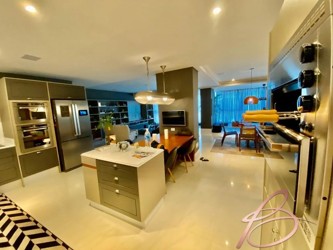Imagem Apartamento Alto Padrão em Centro, Balneário Camboriú/SC