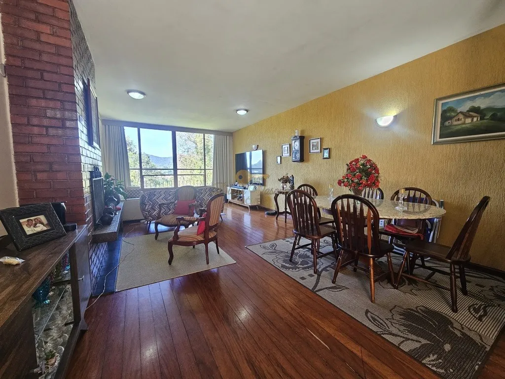 Imagem Casa para Venda em Teresópolis / RJ no bairro Parque do Ingá