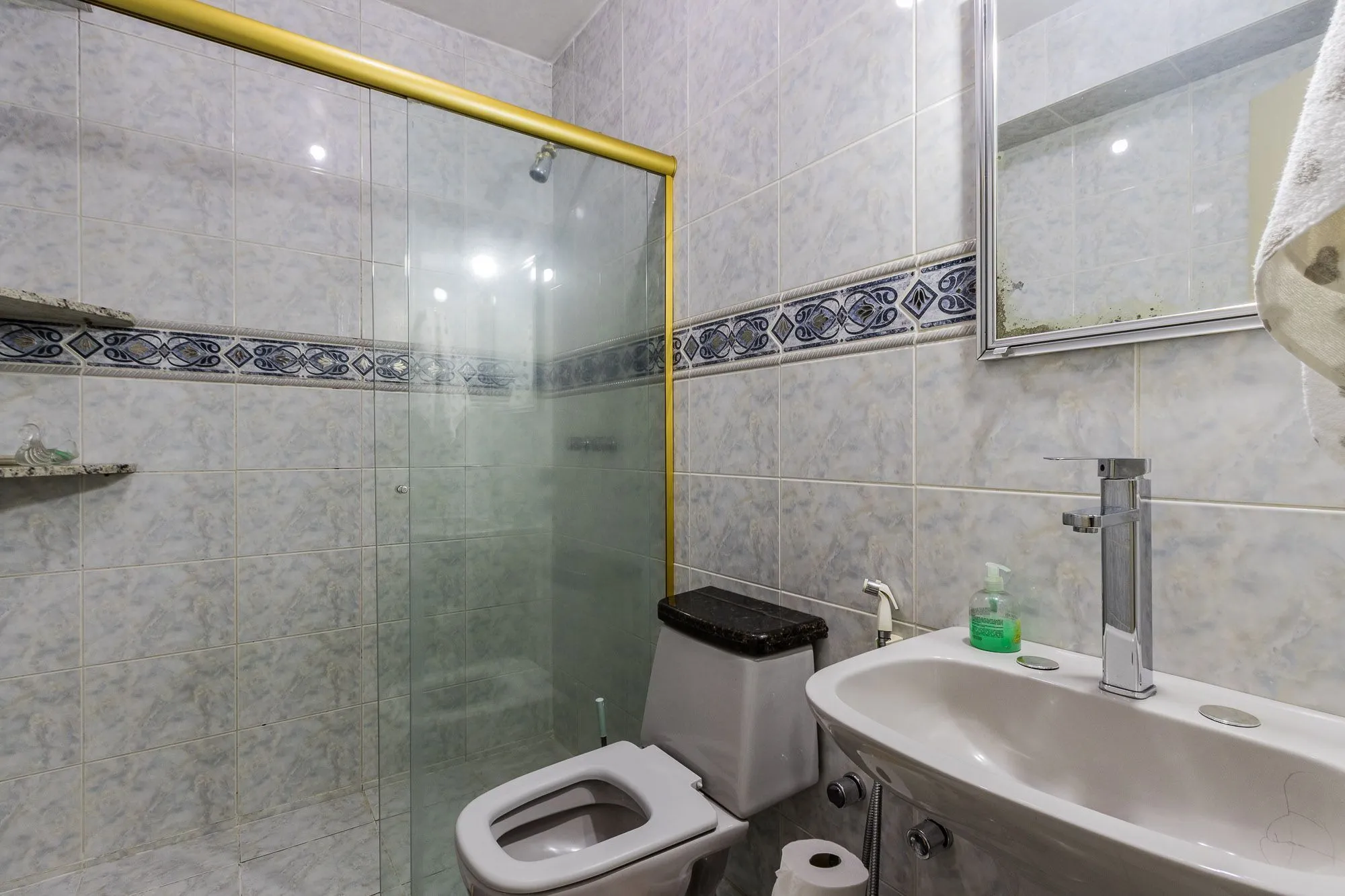 Imagem Apartamento de 3 dormitórios e 133m² à venda em Centro Histórico, Porto Alegre.