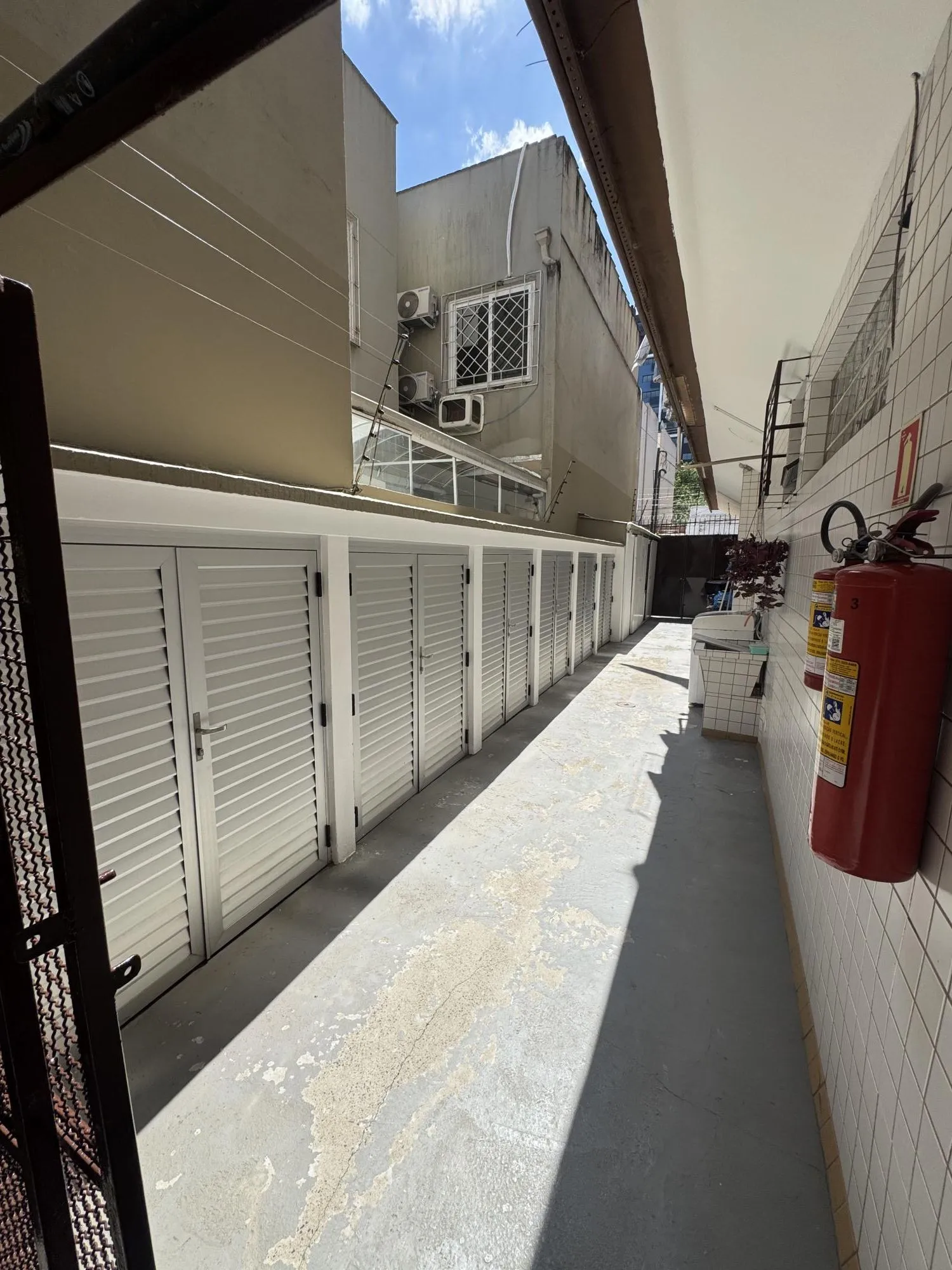 Imagem Duplex semimobiliado, desocupado e pronto para morar!