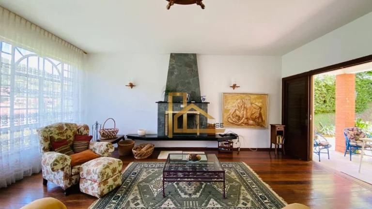 Imagem Casa linear com 3 dormitórios 2 suítes à venda, 284 m² Com lazer privativo - Albuquerque - Teresópolis/RJ