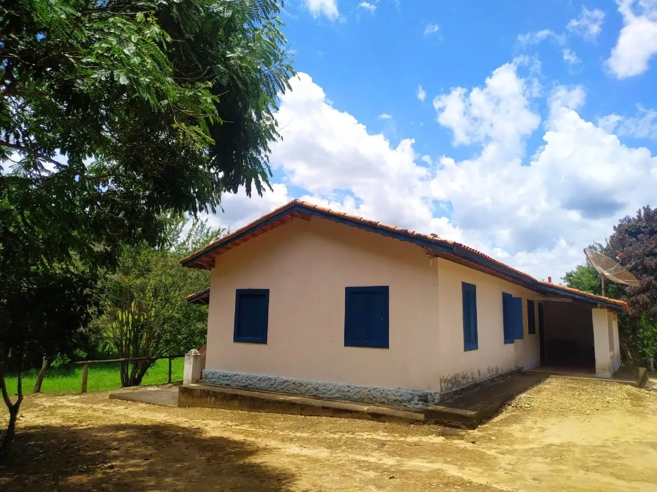 Imagem FAZENDA COMPLETA E ESTRUTURADA PARA PECUÁRIA - 105,5 ALQUEIRES