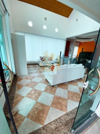 Imagem Casa na praia em condomínio fechado