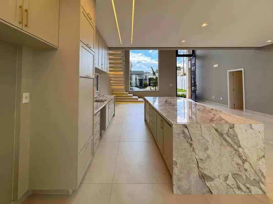 Imagem Casa à venda em Franca, Residencial Olivito, com 4 quartos, 288m2