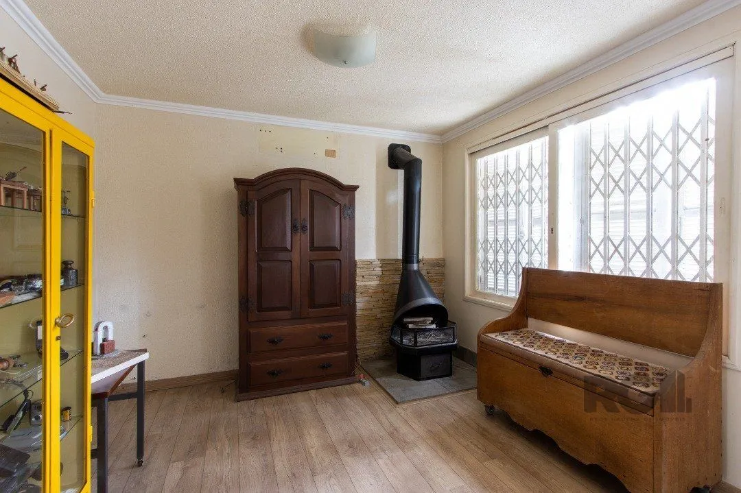 Imagem Casa para Venda - 239m², 5 dormitórios, sendo 1 suites, 2 vagas - Hipica