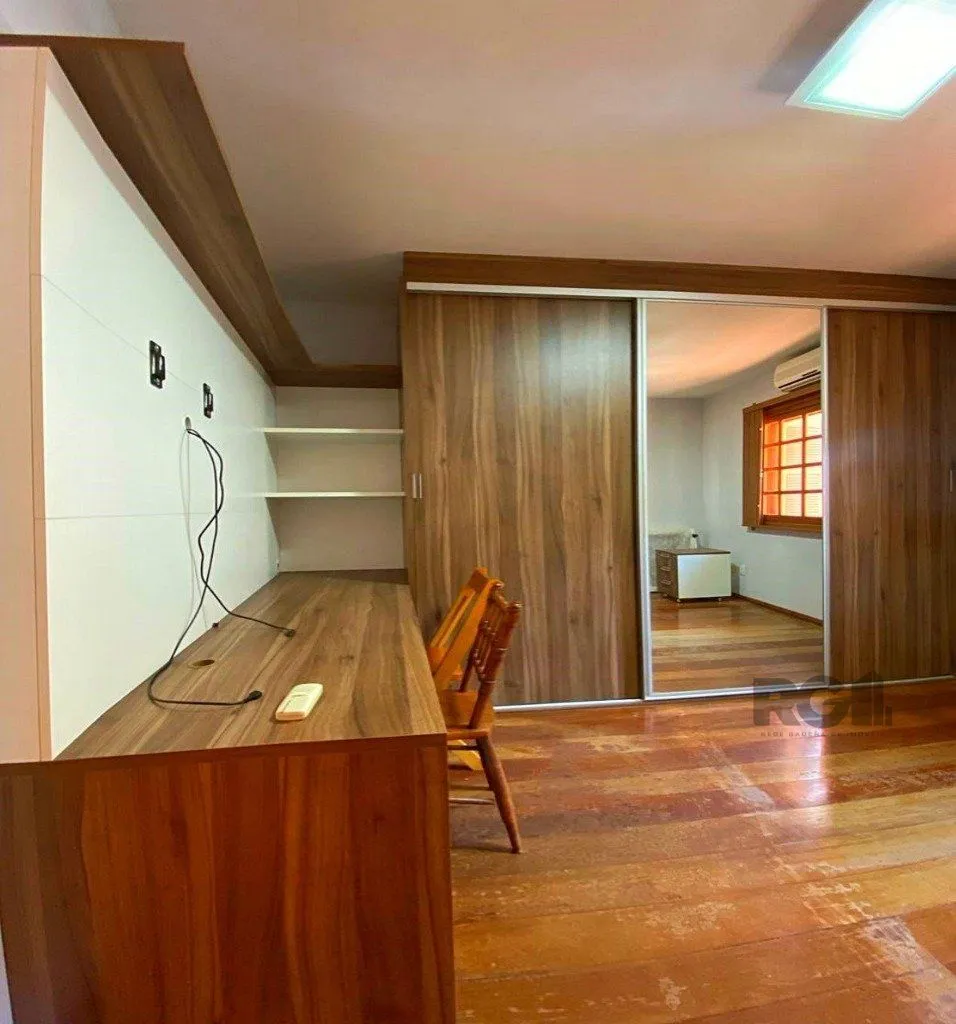 Imagem CASA - 4 dorms. - 3 vagas - 254,79 m² - SANTA TEREZA