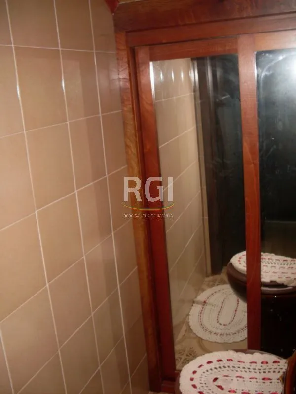 Imagem Casa para Venda - 200m², 4 dormitórios, sendo 1 suites, 4 vagas - Jardim Lindóia