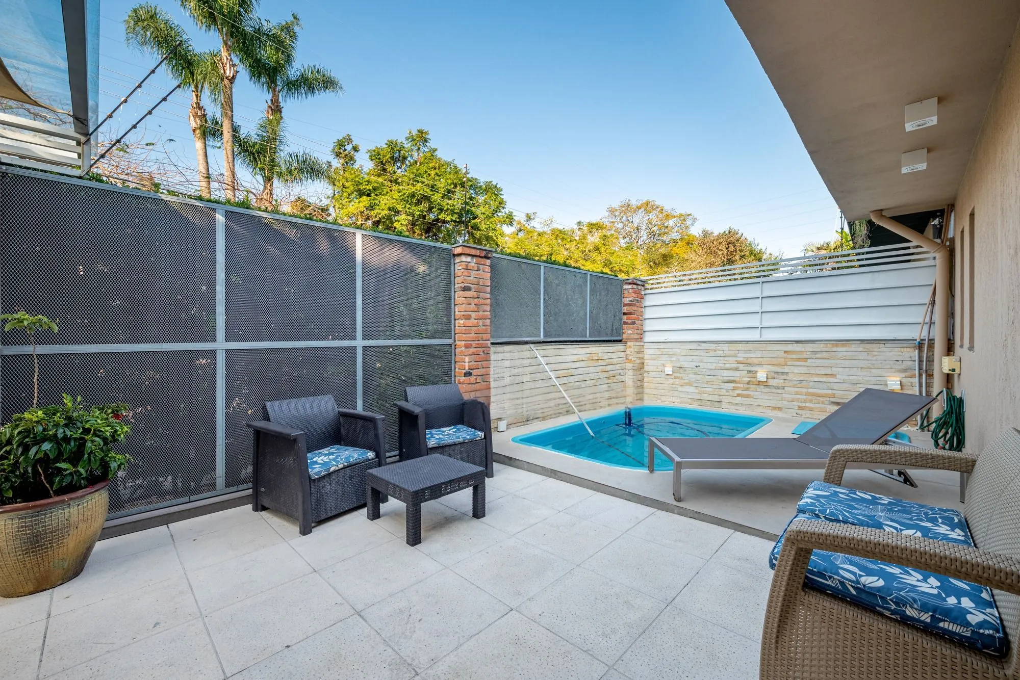 Imagem Casa com 357m² e 4 dormitórios, 3 suítes, 3 vagas