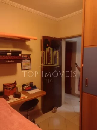Imagem Lindo Apartamento de 2 Dormitórios no Monte Castelo – Localização Estratégica! O lar perfeito para quem valoriza praticidade e conforto está aqui!
