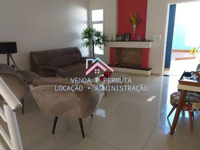 Imagem Casa à venda Jardim Colônia - Área útil 290 m2 com 3 dormitórios sendo 1 suíte - 4 vagas - Jundiaí /