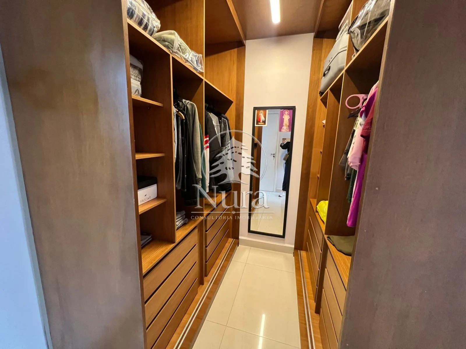 Imagem Apartamento de 2 quartos, 90m² no bairro Aparecida, em Santos