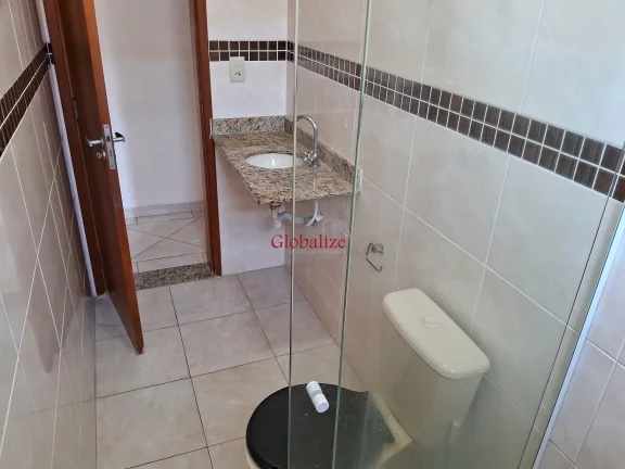 Imagem Casa Sobreposta Alta em Santos no bairro do Campo Grande de 3 dormitórios, suíte e vaga para 2 veículos a venda por R$ 865.000,00