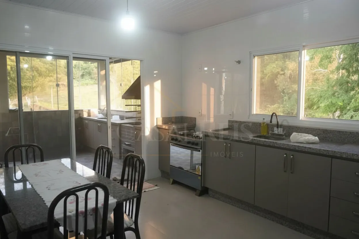 Imagem Chácara 142 m² à venda em Pocinhos do Rio Verde, Caldas