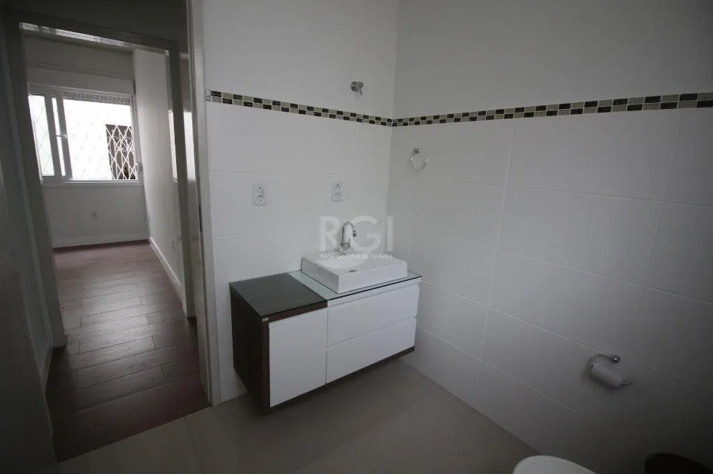 Imagem Casa com 3 Dormitórios Para comprar 250 m² - Petrópolis - Porto Alegre/R