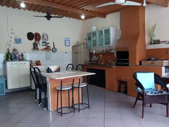 Imagem LINDA CASA COM PISCINA NA ANHANGUERA