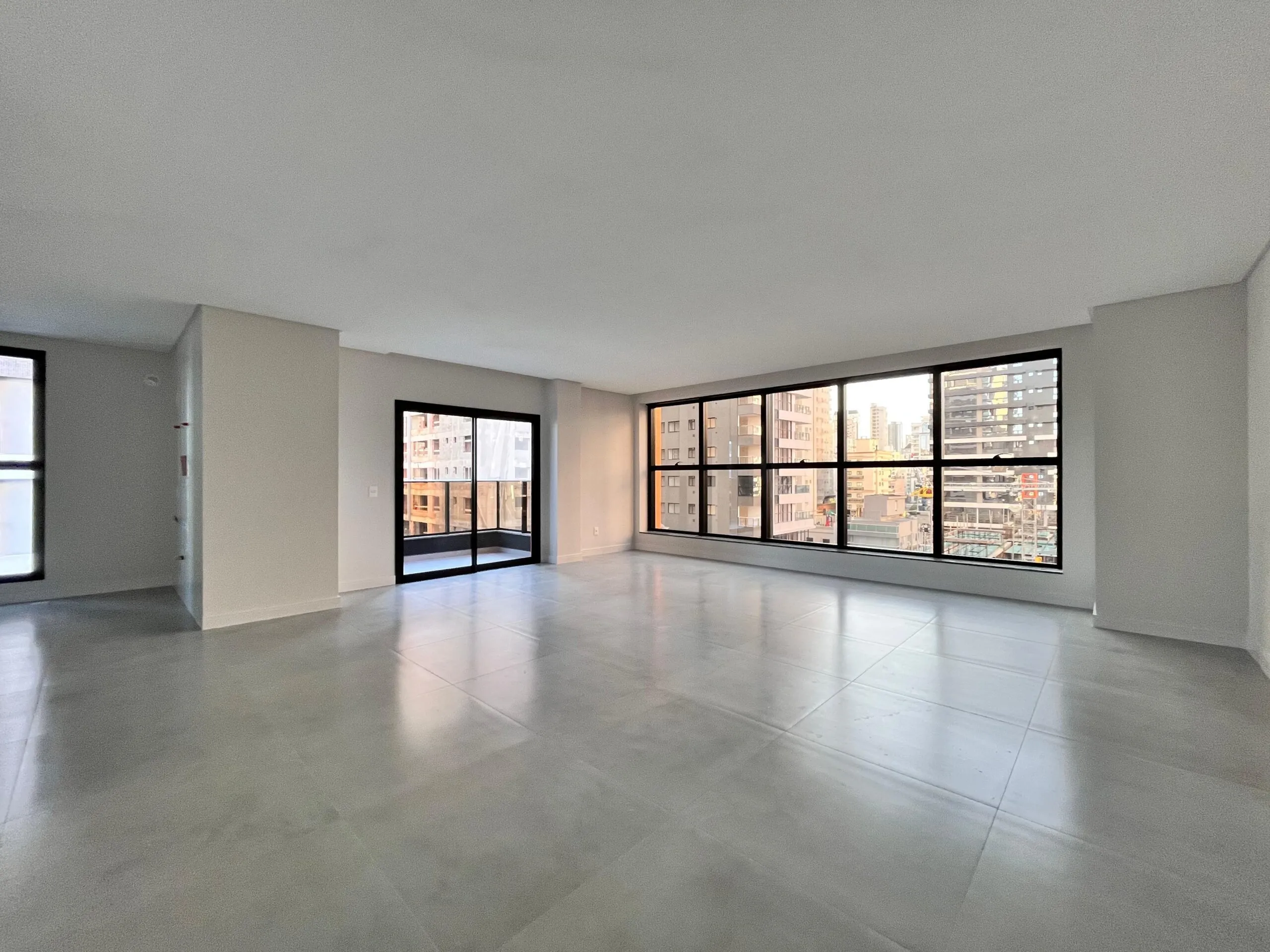 Imagem Apartamento à venda com 147m2 por R$ 2.200.000,00