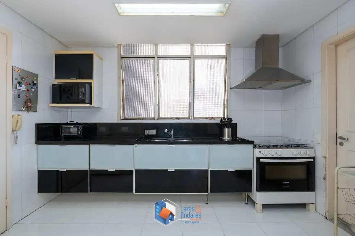Imagem Apartamento para venda em Vila Suzana com 3 quartos, sendo 1 suíte, 140m²