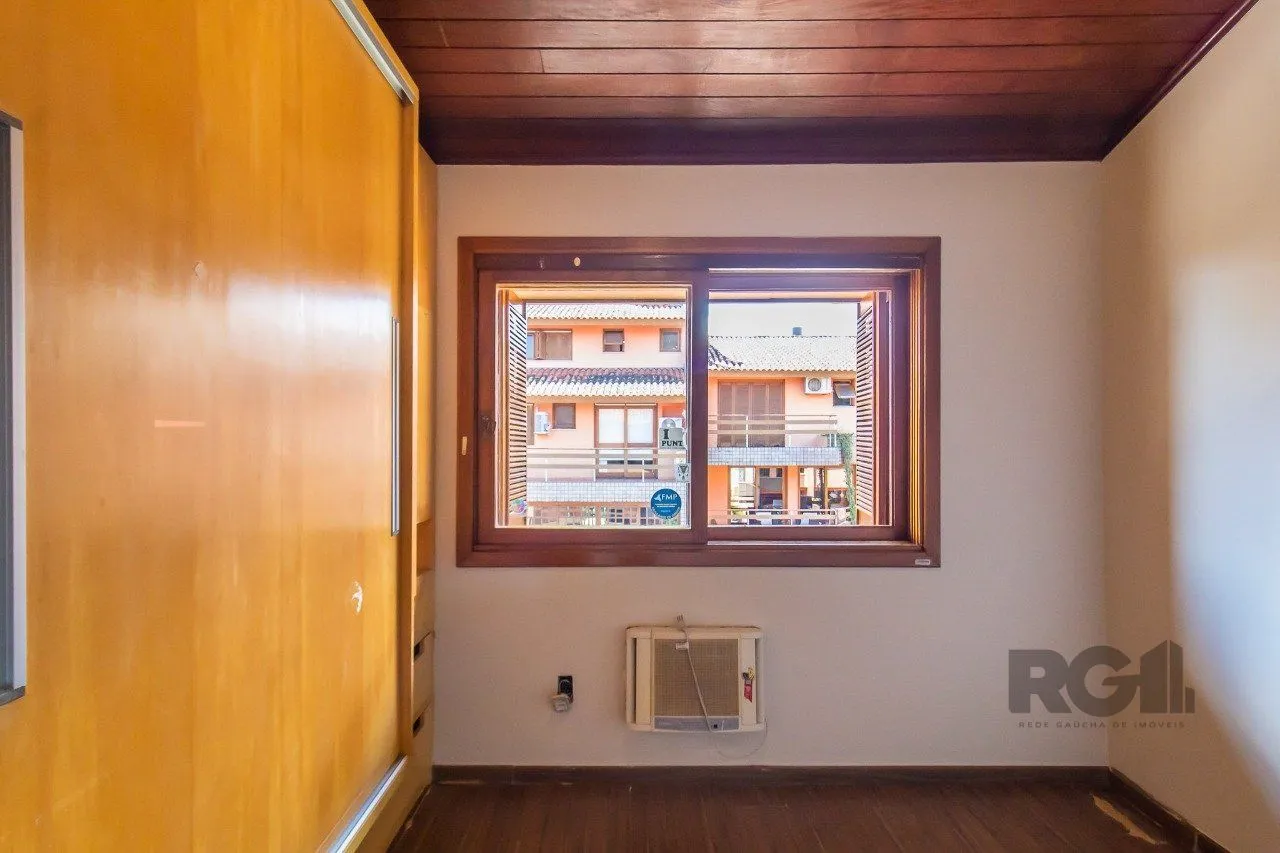 Imagem Casa de Condomínio em Menino Deus