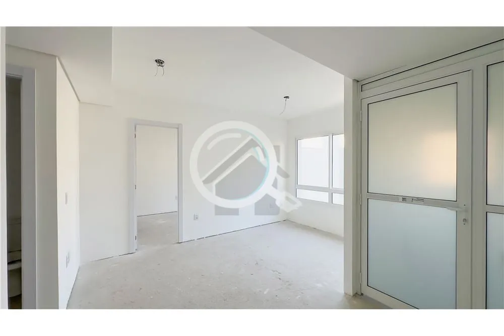 Este apartamento está localizado no desejado bairro Moinhos de Vento, em Porto Alegre, conhecido po...