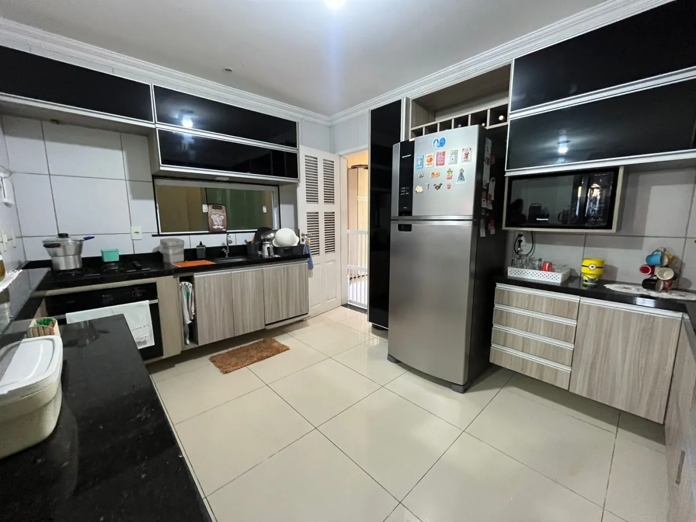 Imagem Casa para Venda em Fortaleza, Antônio Bezerra, 3 dormitórios, 3 suítes, 4 banheiros, 3 vagas