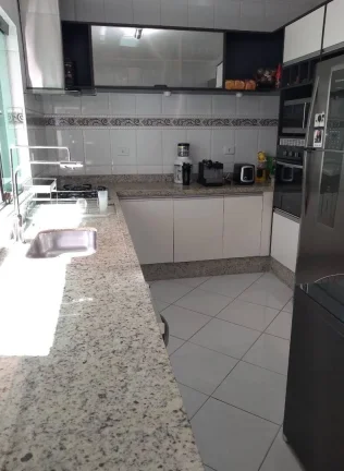 Imagem Sobrado Mobiliado para locação na Vila Alto de Santo André
