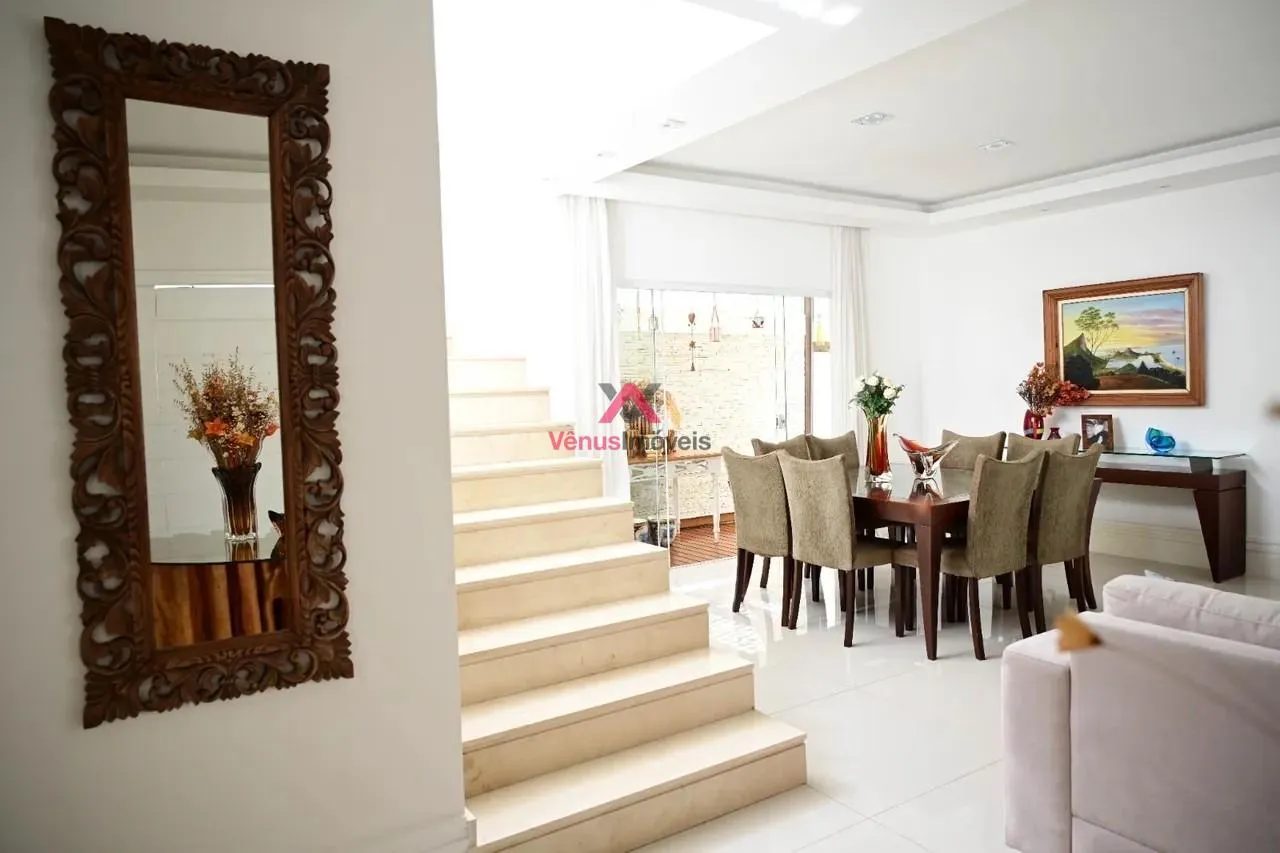 Imagem Casa para Venda, Barra da Tijuca, 4 dormitórios, 4 suítes, 5 banheiros, 2 vagas