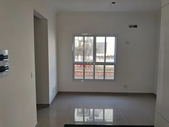 Foto do imóvel Belo sobrado em Vilagio no bairro do Marapé com 2 suítes, garagem privativa a venda por R$ 695.000,00